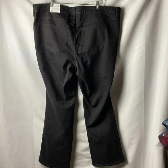 NWT OLD NAVY KICKER BOOT CUT WO SIZE 24 PLUS BLACK JEANS - Picture 9 of 9